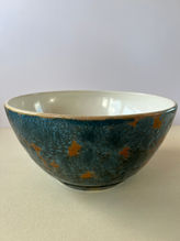 Bowl in crystalline glaze. Nickel oxide