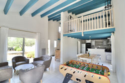 Maison B