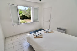 Maison B