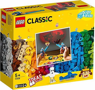 11009 Classic: Bricks and Lights