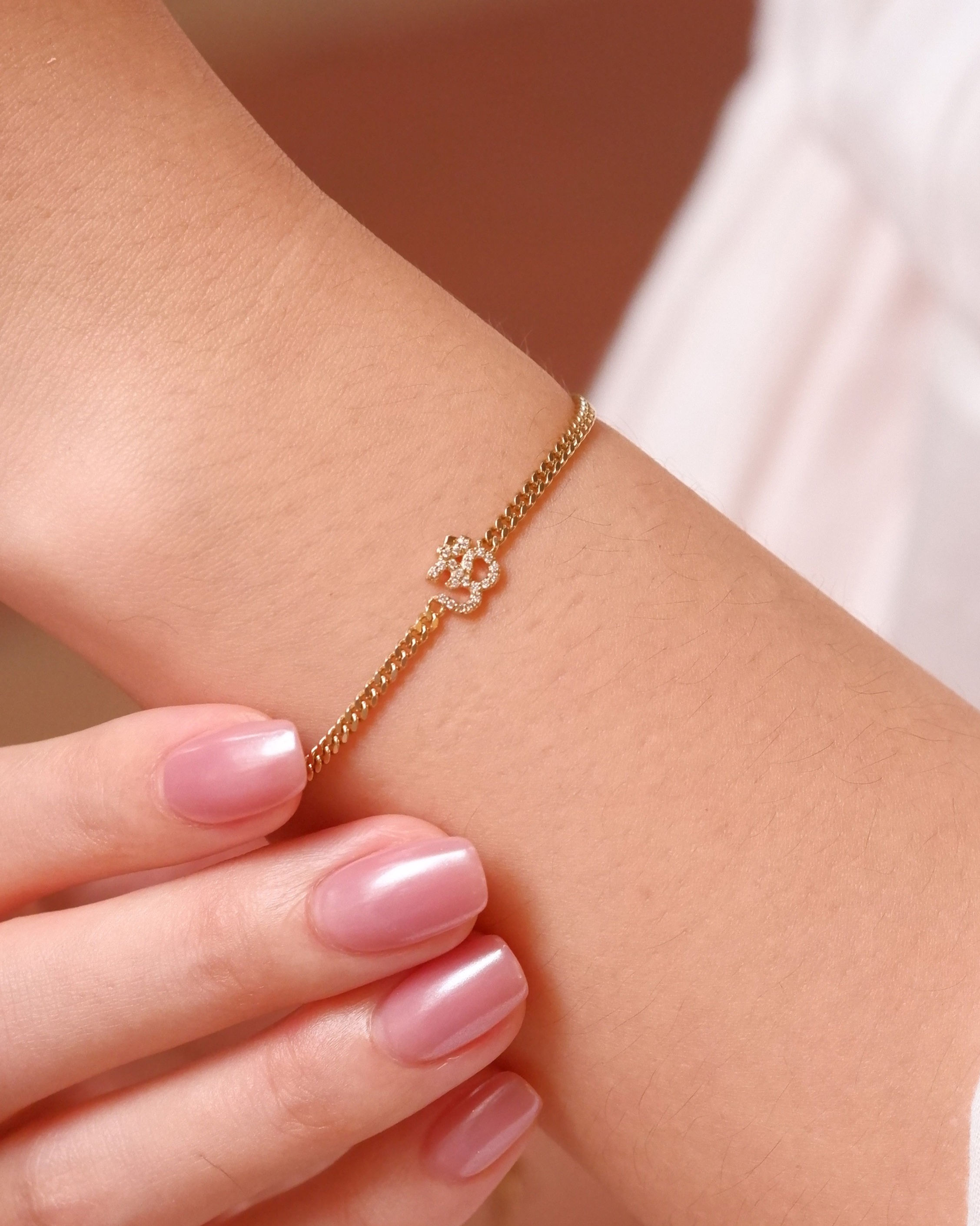 สร้อยข้อมือทองแท้ 9K Ohm Diamond with Curb Chain