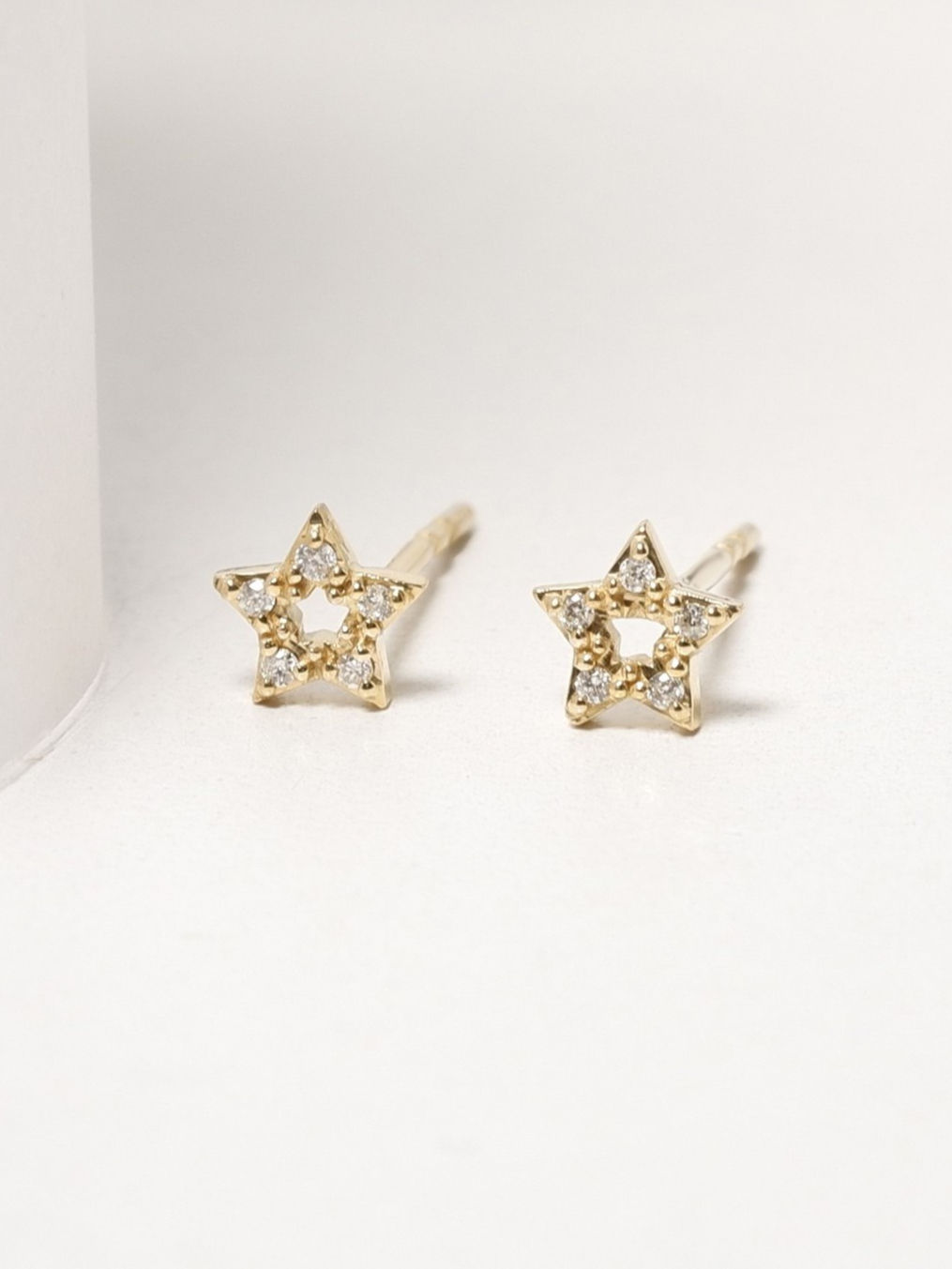 Star Diamond Studs 9k Yellow Gold (Butterfly Backs)