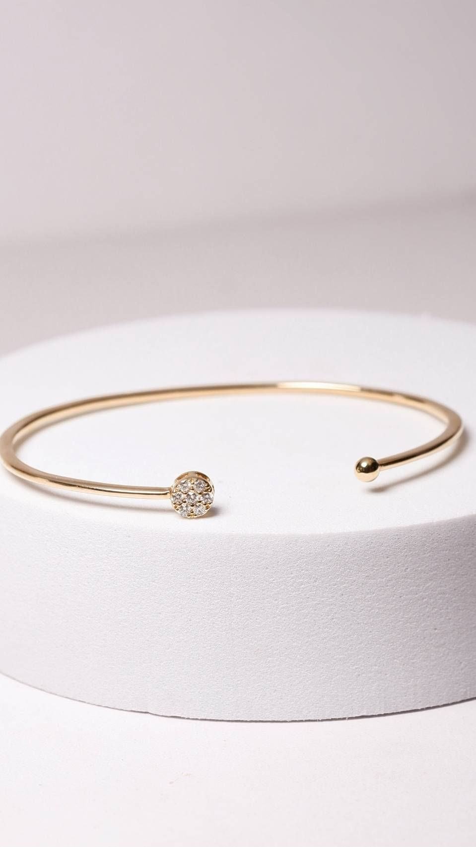 Cluster Diamond Bangle 9K Yellow Gold