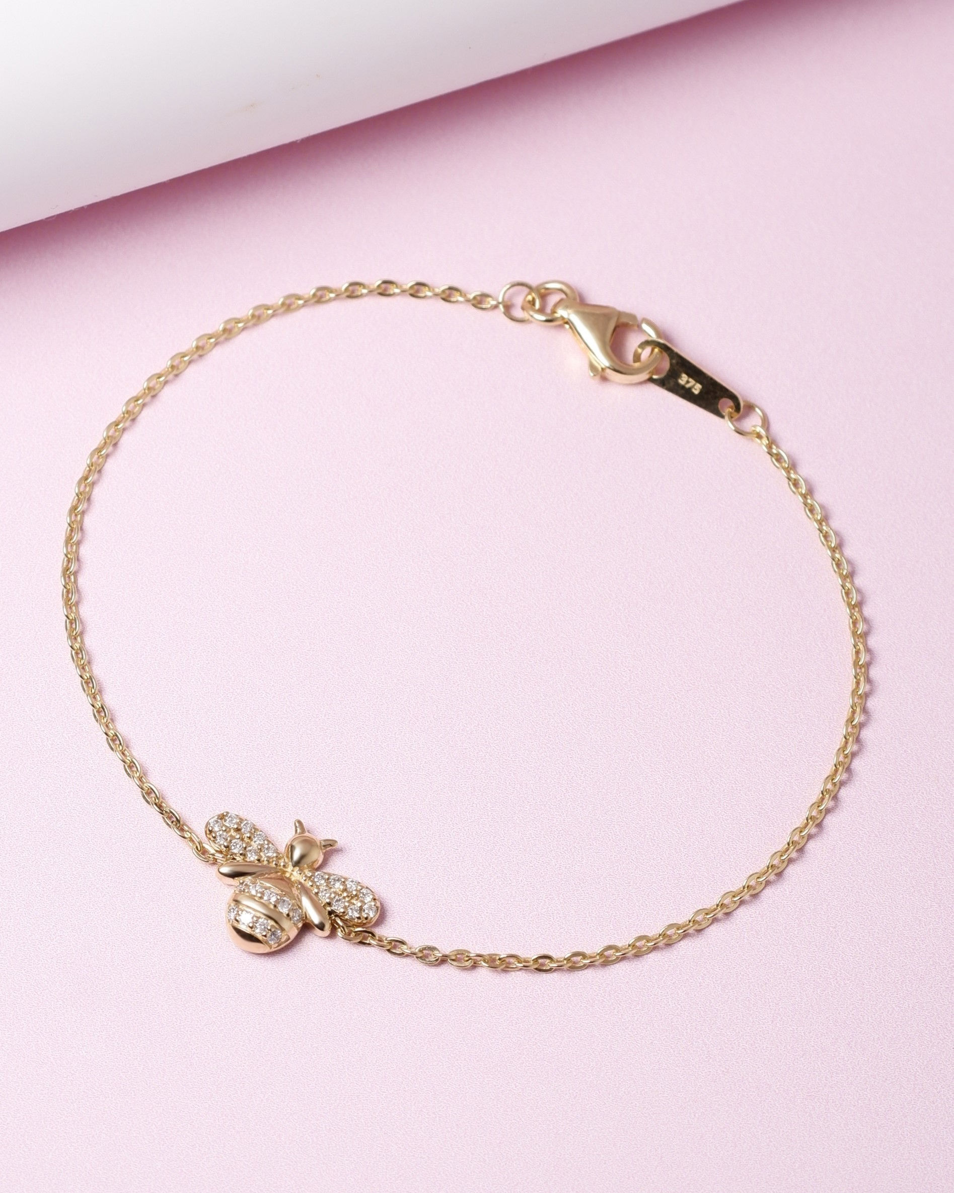 สร้อยข้อมือทองแท้ 9K เพชรแท้  Little Bee Diamond Bracelet