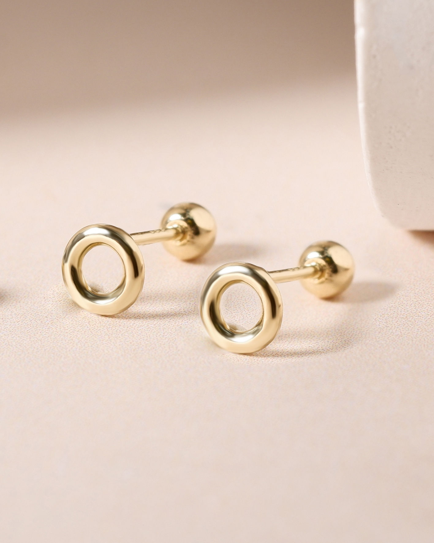 ต่างหูปักก้านทองแท้ 9K Doughnut Stud