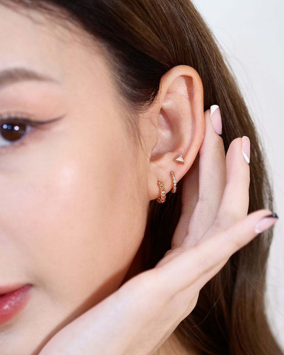 ภาพขนาดย่อ: ต่างหูปักก้านทองแท้ 9K Curb Chain Stud (แป้นเสียบ)