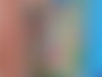 Decoración de las puertas de las clases de primaria.