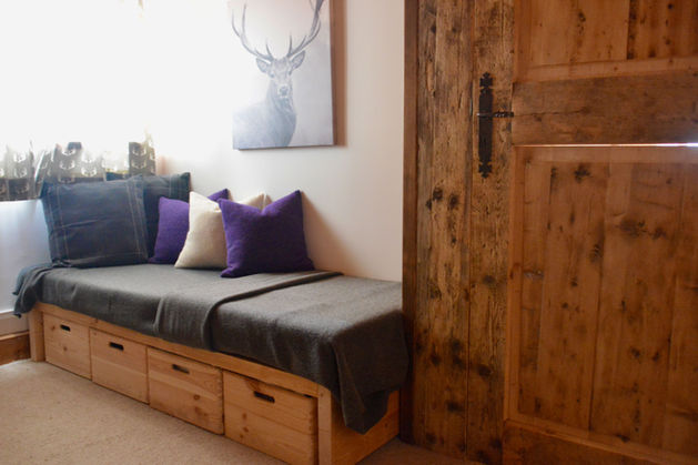 Chalet Rosiere elegant bench in children's bunk bedroom with 