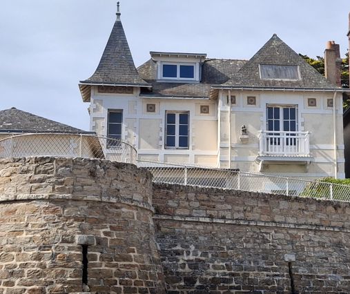 Villa Caret côté mer. Août 2025. Photo personnelle.