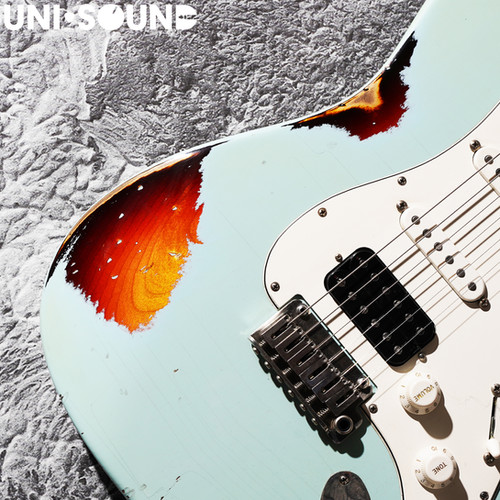 Iconic Guitars Custom Solana - Sonic Blue over 3TB | Uni•Sound
