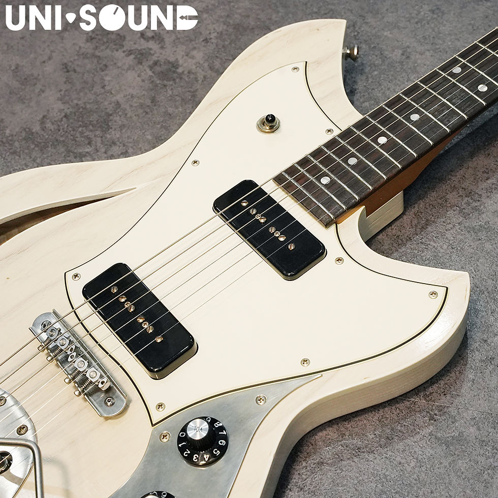 Thumbnail: Novo Guitars Nucleus Series Miris J -Mary Kaye White