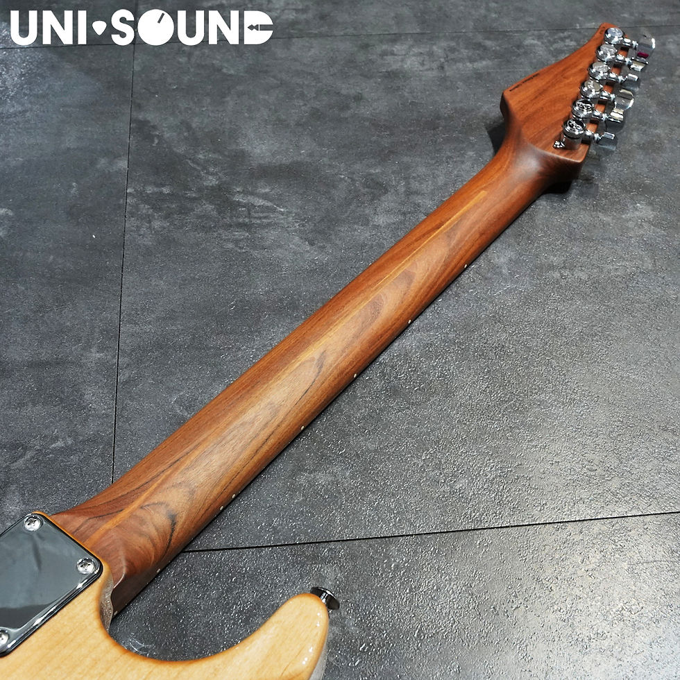 Thumbnail: Suhr Custom Standard - Quilted Maple  - Trans Bahama Blue