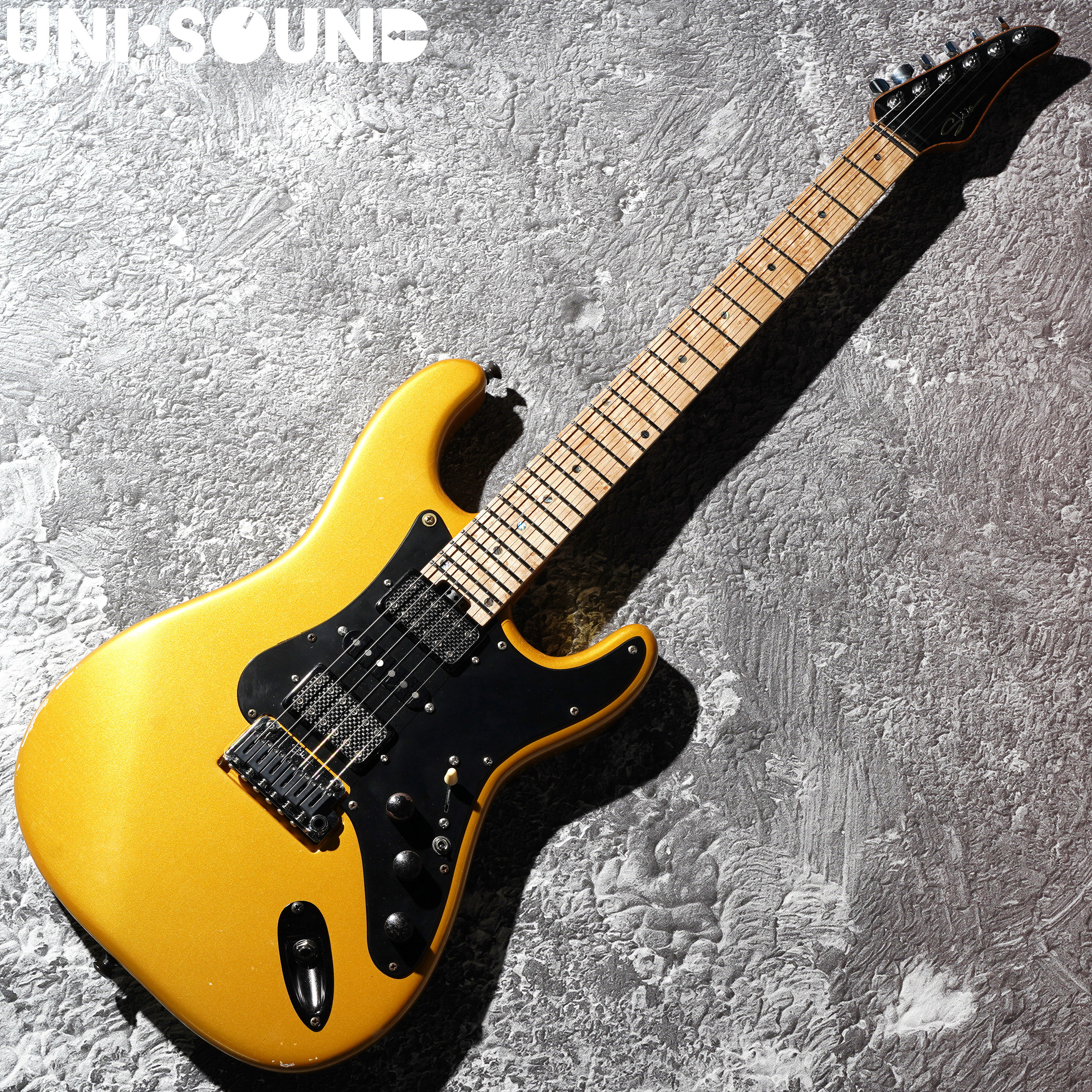 Shue Guitar - New Classic – S (24 Fret) - Gold