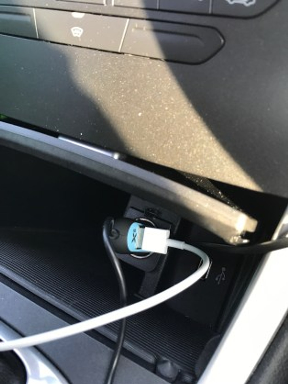 Front Seat Charger