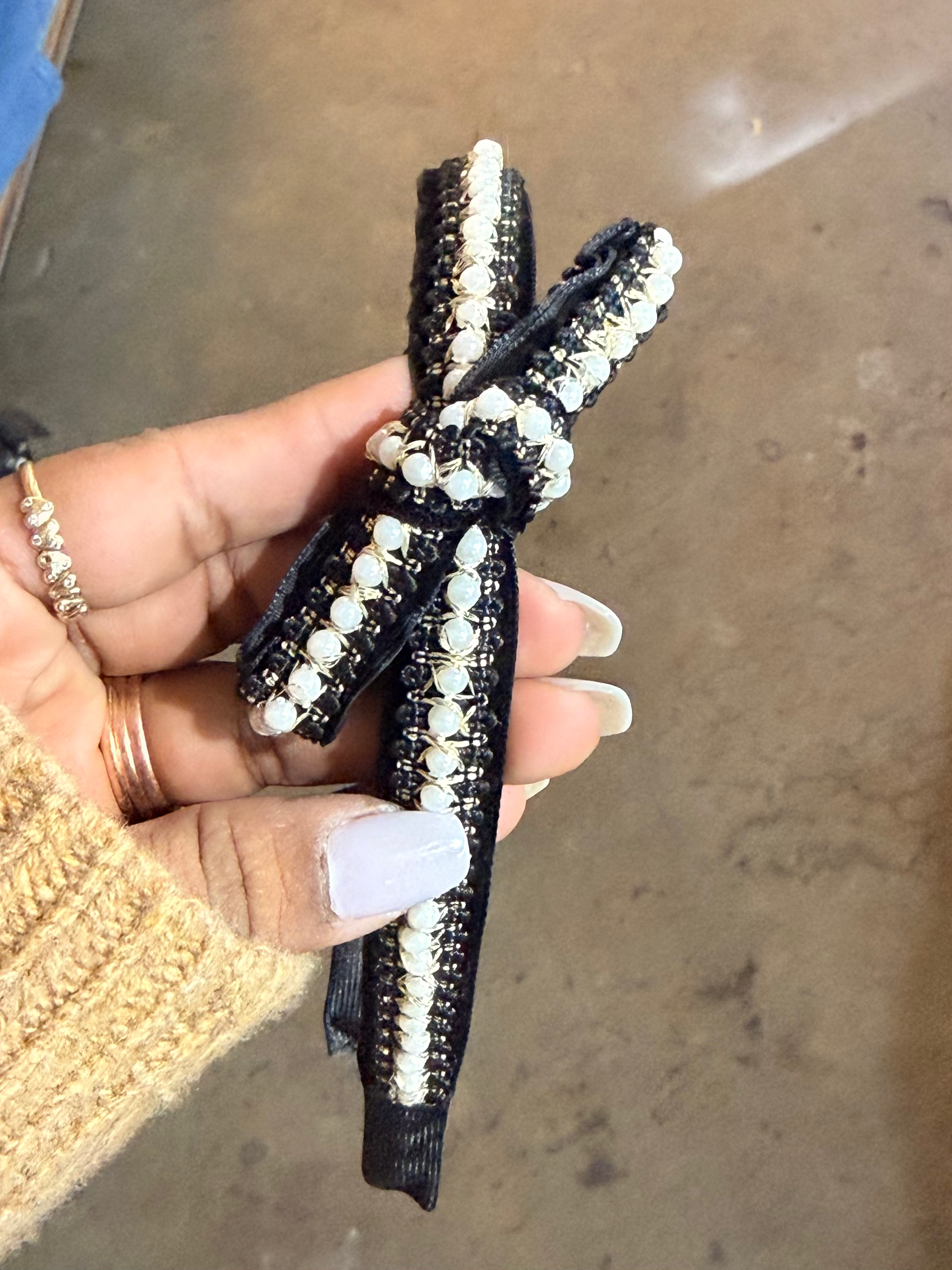 Simply Pearl Bow | Black Headband