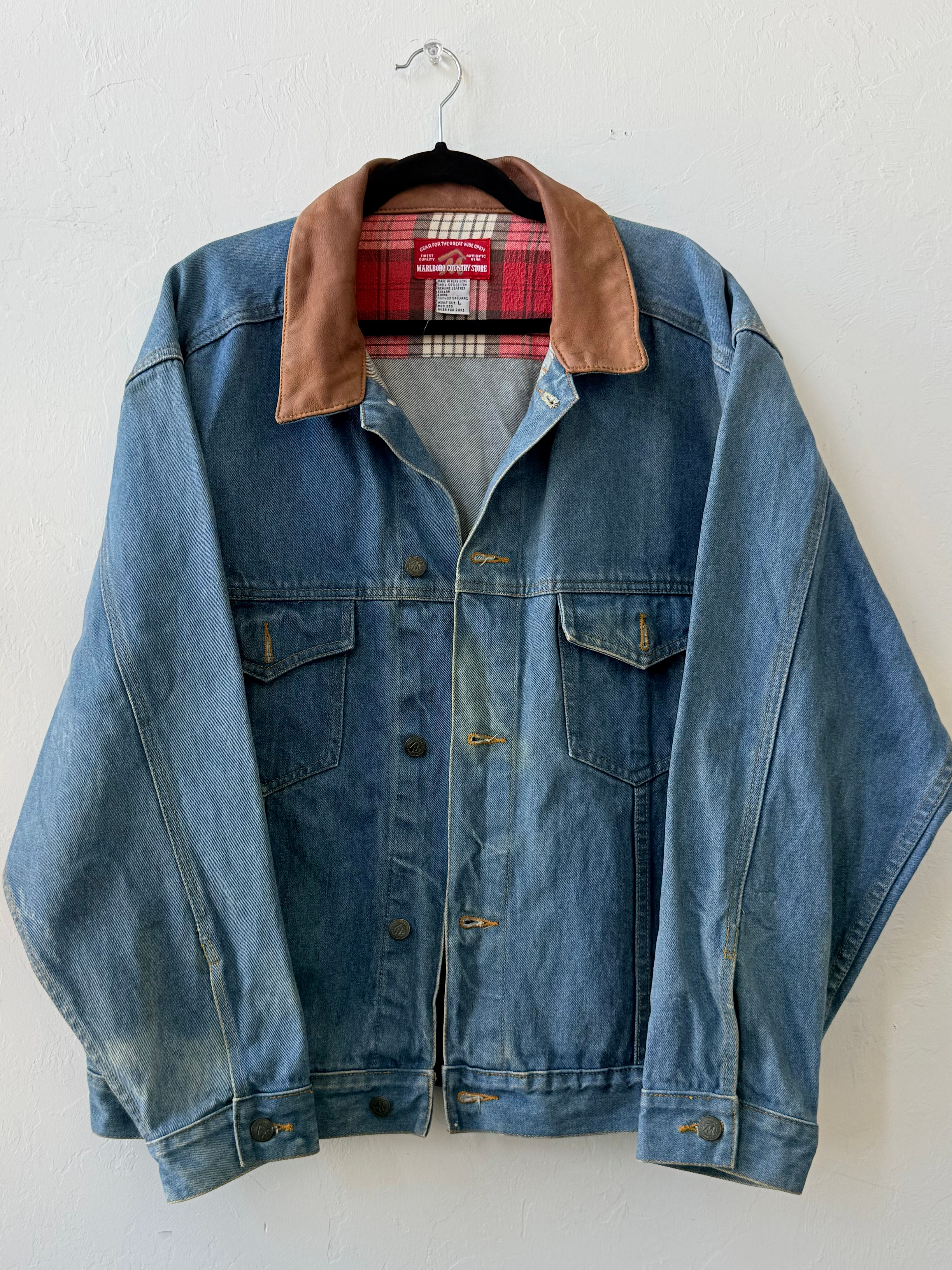 80’s Marlboro Country Store Leather Collar Denim Jacket Light Stonewash- L