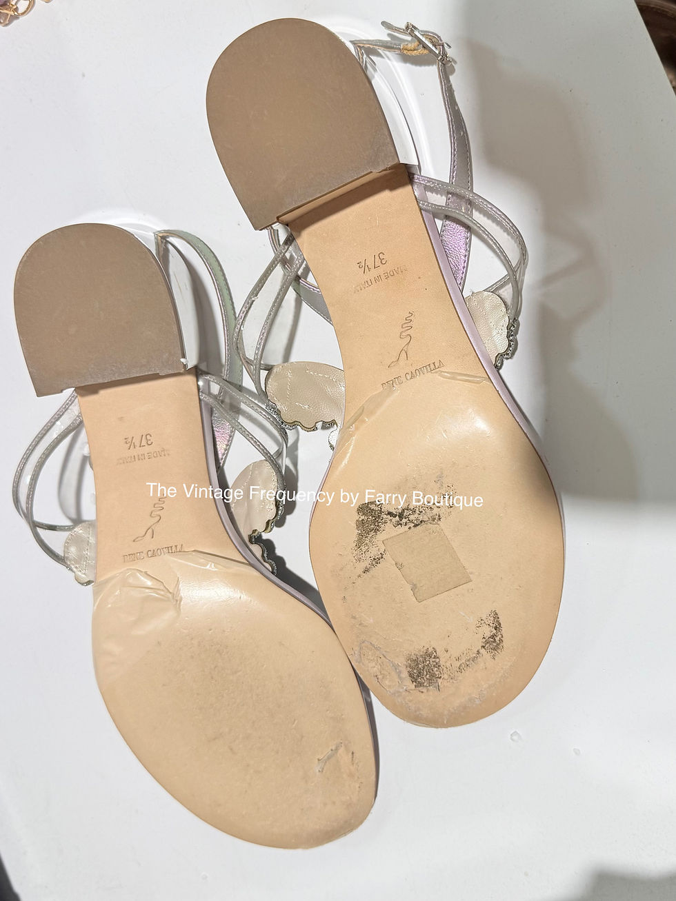 Прев'ю: Rene Caovilla Crystal-Embellished Sandal Retails:$2,190