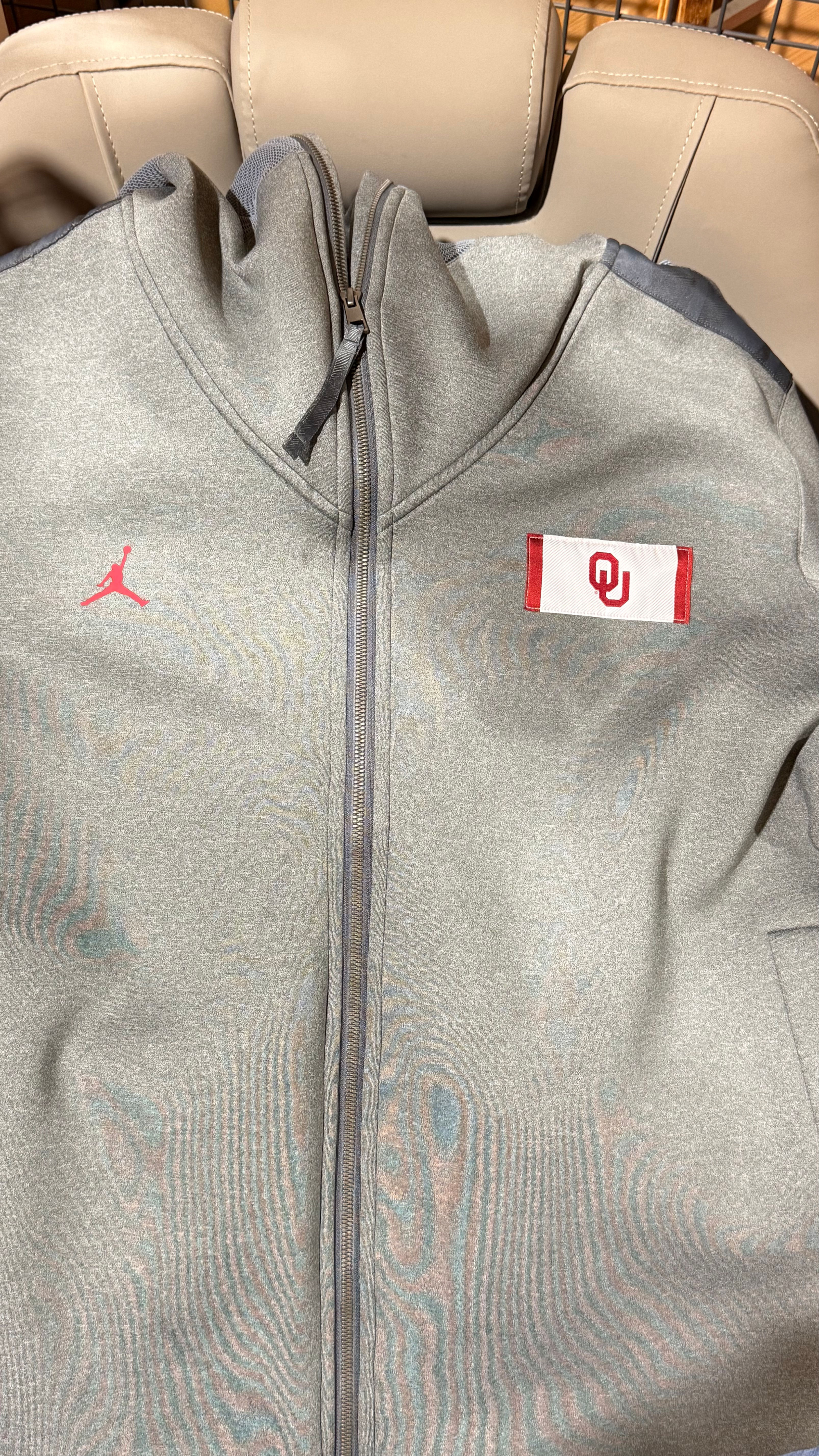 Jordan USC On-Field College Showout Short Sleeve Hoodie