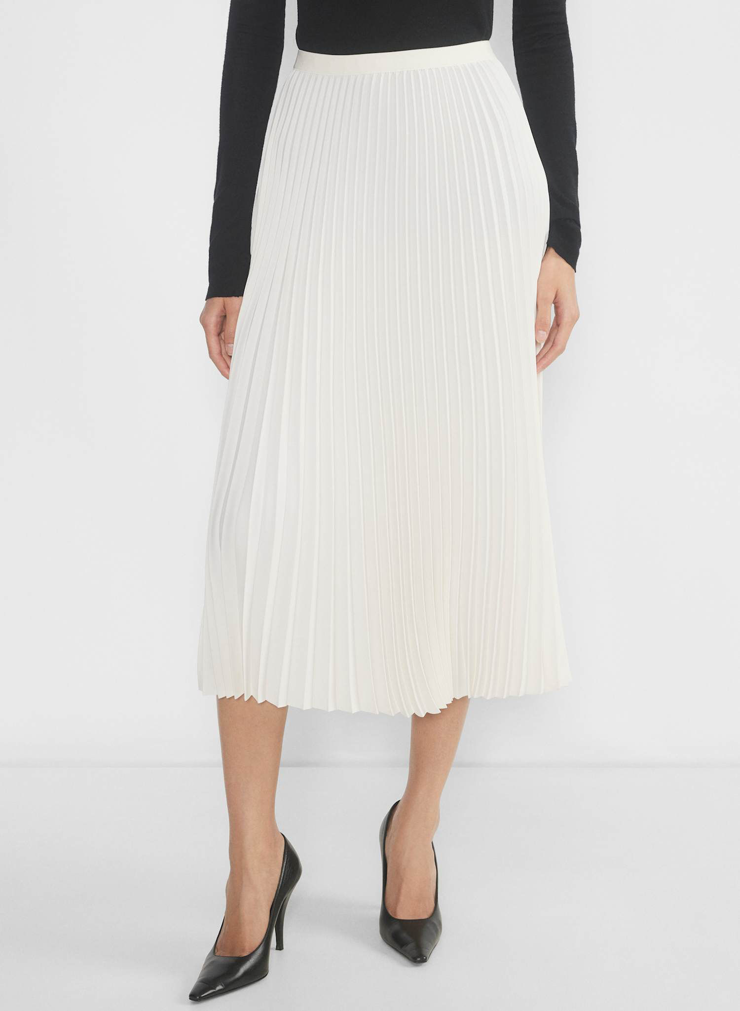 Aritzia Babaton Acclaim Skirt In Light Birch - M