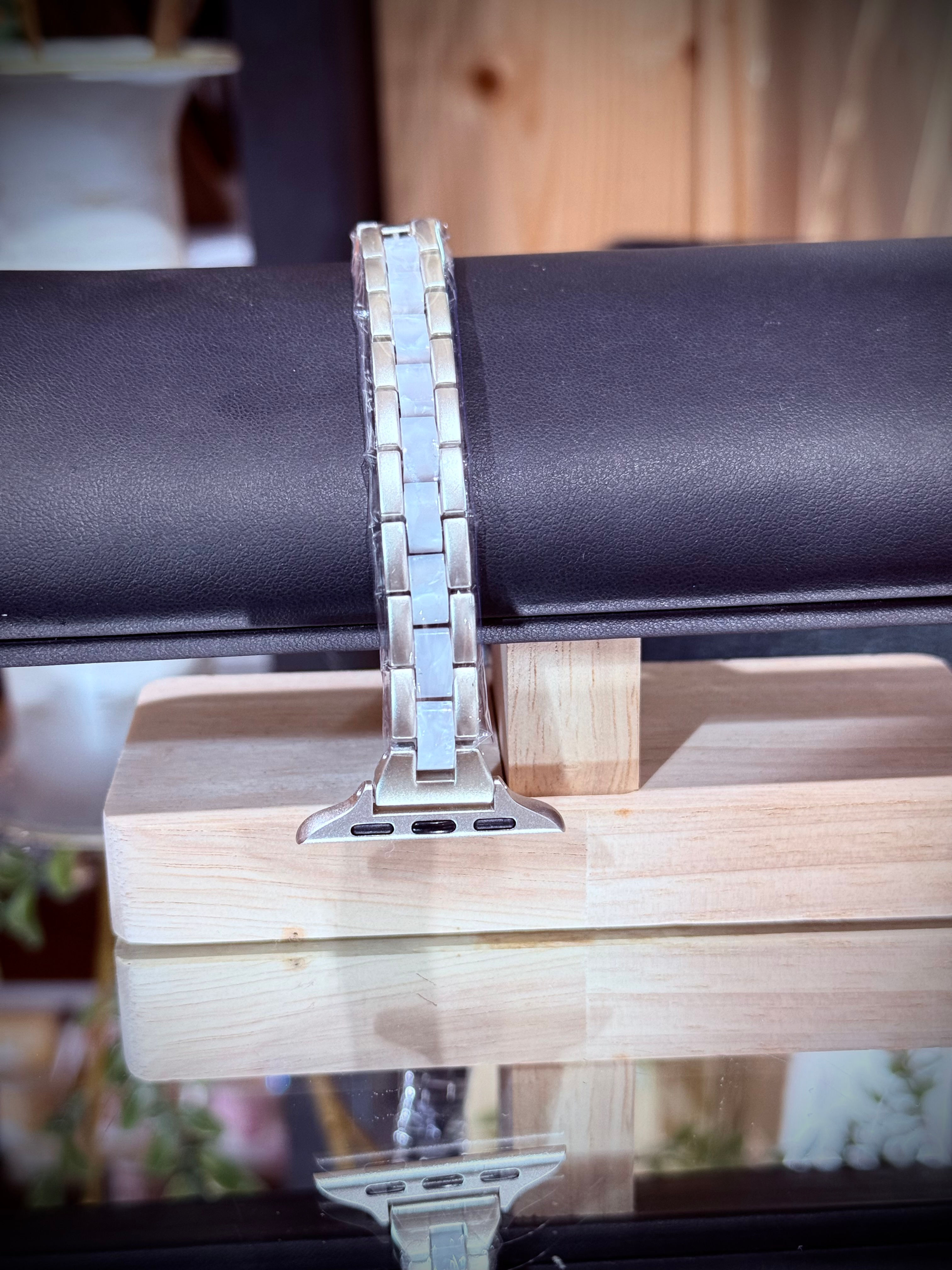 White Minimal Chain Link Apple Watch Band