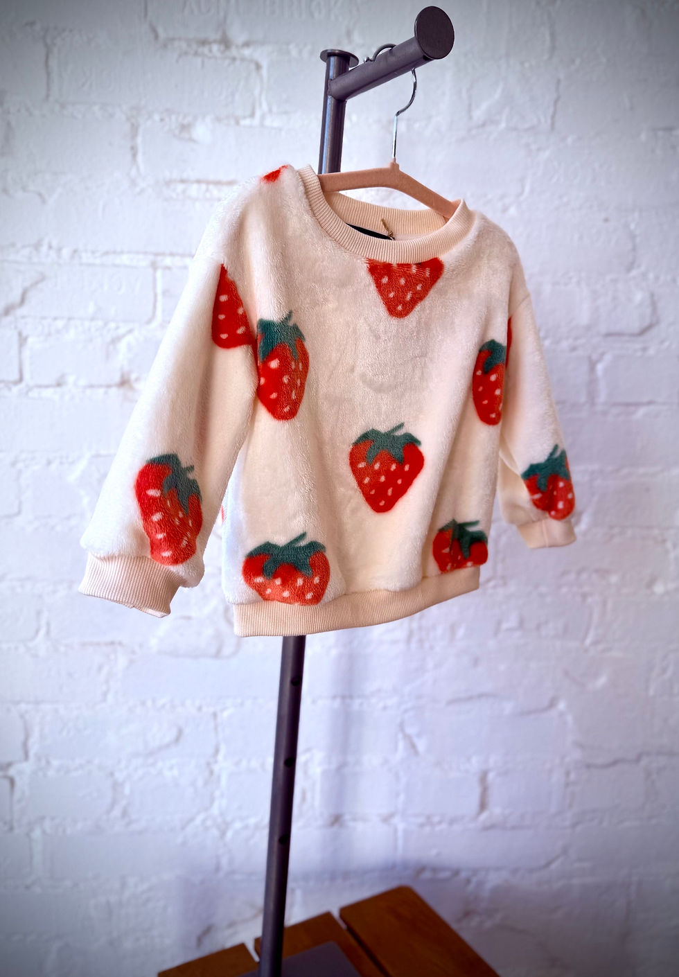 Thumbnail: Strawberry | Fluffy Sweatshirt