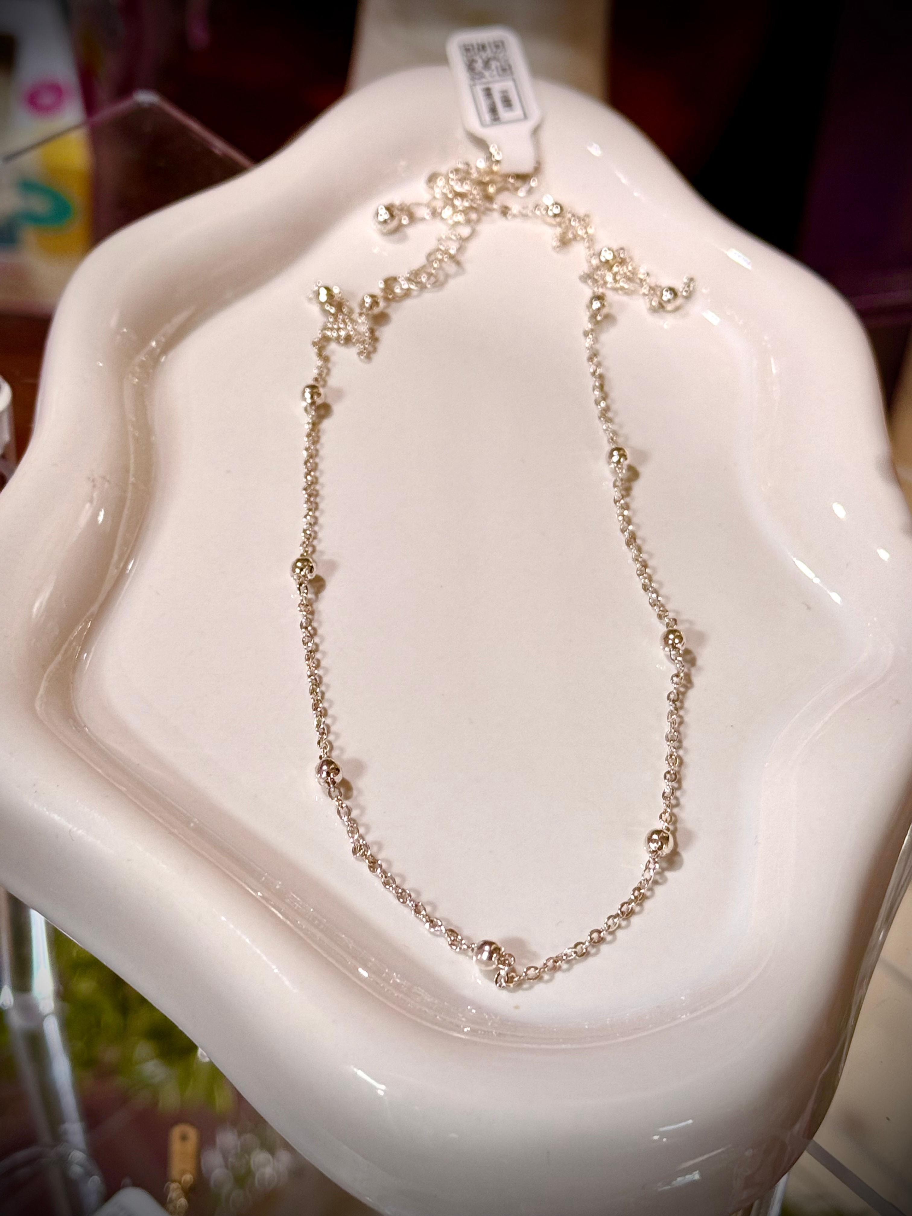 Minimal Col.38 | Silver Dotted Necklace