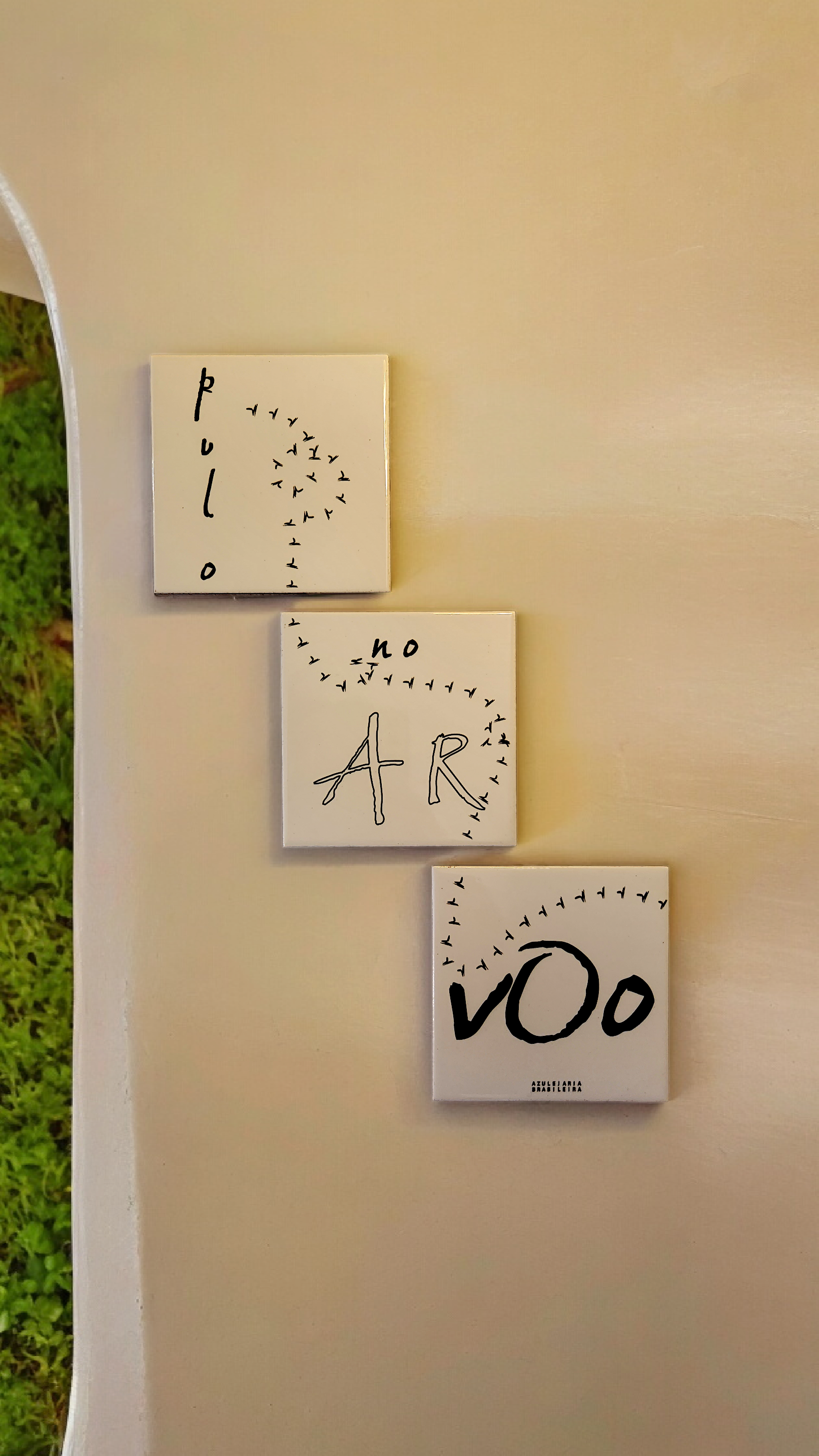 Trio PULO NO AR. VOO.