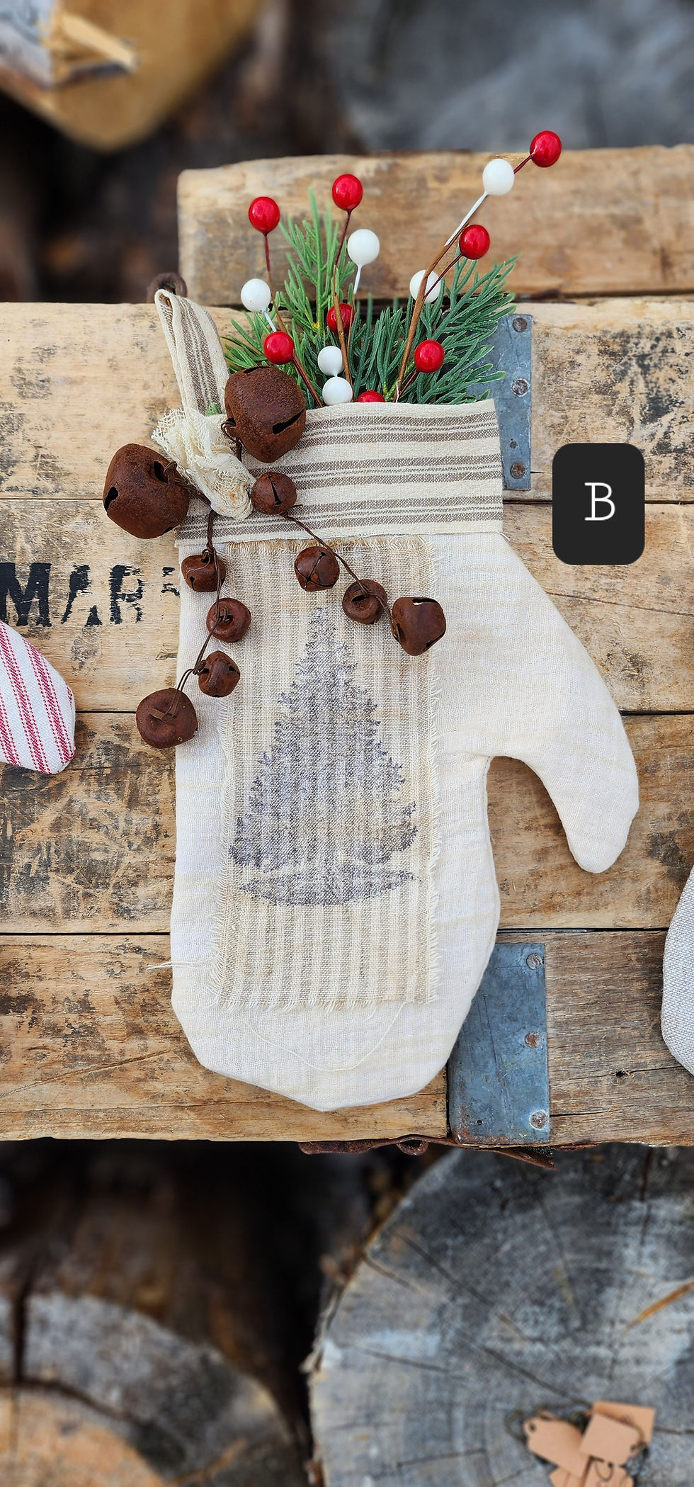 Thumbnail: Fabric Mittens With Rusty Bells