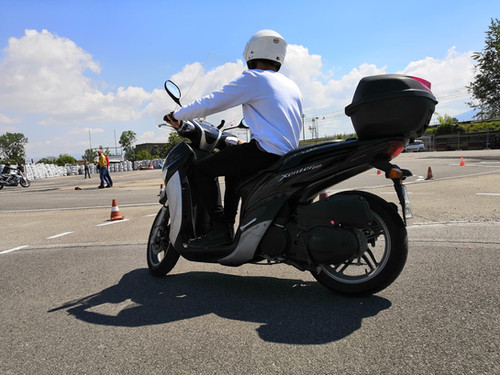 Corso di guida Scooter Base KDriving
