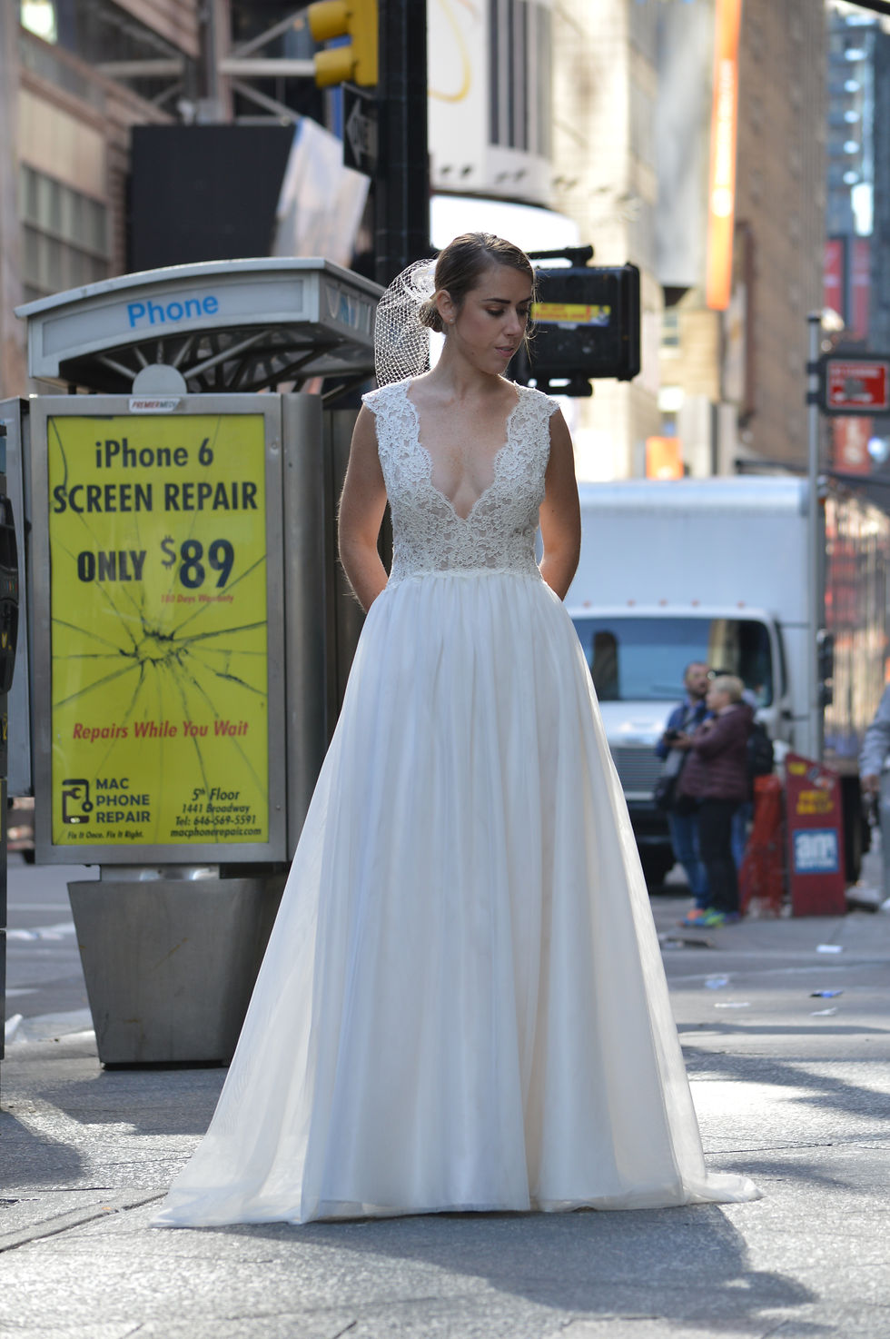 9509 City Chic Bridal