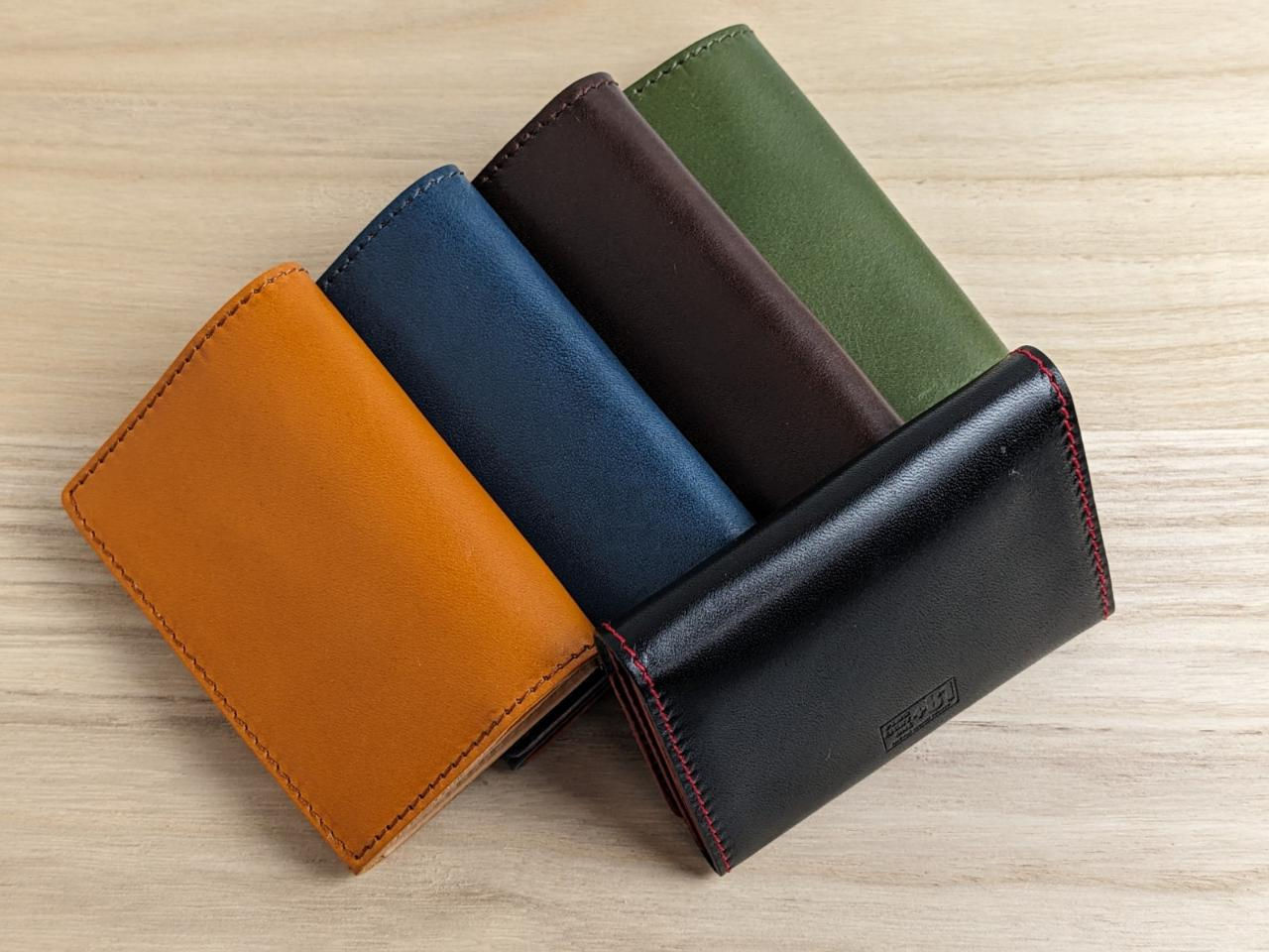 栃木レザー　カードケース　収納力抜群で薄い　日本製　高級レザー使用