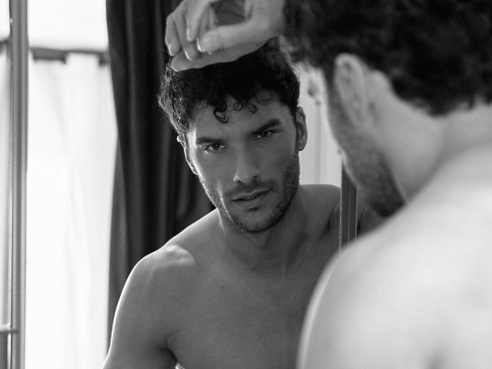 COVER STORY w/ AURÉLIEN MULLER: “Ningún niño debería crecer sin familia”