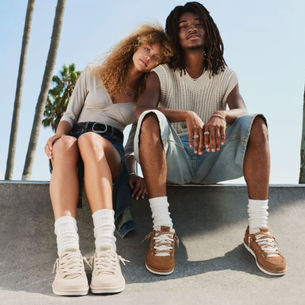 UGG vuelve a hacerlo: la Lowmel muta y Minimel sale a la calle