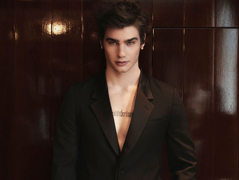 COVER STORY w/ ALESSANDRO BEDETTI: “Lo que no volvería a hacer es aceptar la idea de que no hay salida”