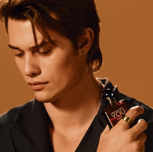 NICHOLAS GALITZINE es la cara de la nueva colonia de EMPORIO ARMANI