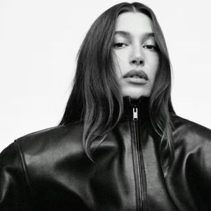 HAILEY BIEBER x SKYLRK: El uniforme basic