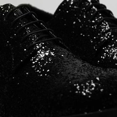 JUNYA WATANABE x CAMPERLAB: Entre la sombra y el glitter