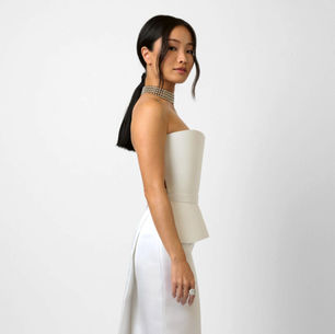 ANNA SAWAI, la nueva musa de DIOR
