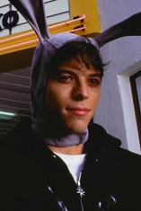 DONNIE DARKO es la referencia perfecta para HEAVEN BY MARC JACOBS