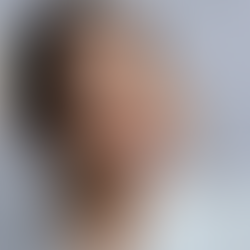 MINNIE DRIVER: La realeza llega a EMILY IN PARIS