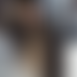 BROOKLYN y NICOLA PELTZ BECKHAM protagonizan la nueva campaign Pre-Fall 2025 de MONCLER