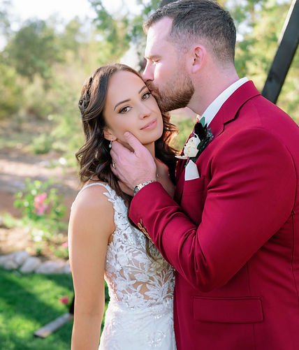 Phoenix wedding photographer highlighting authentic joy