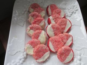 White–Chocolate Cherry Shortbread