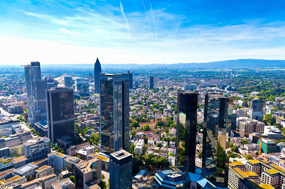 wallpapersden.com_germany-frankfurt-am-main-metropolis_2560x1706.jpg