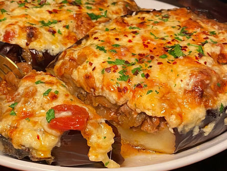LASAGNA-INSPIRED STUFFED EGGPLANT