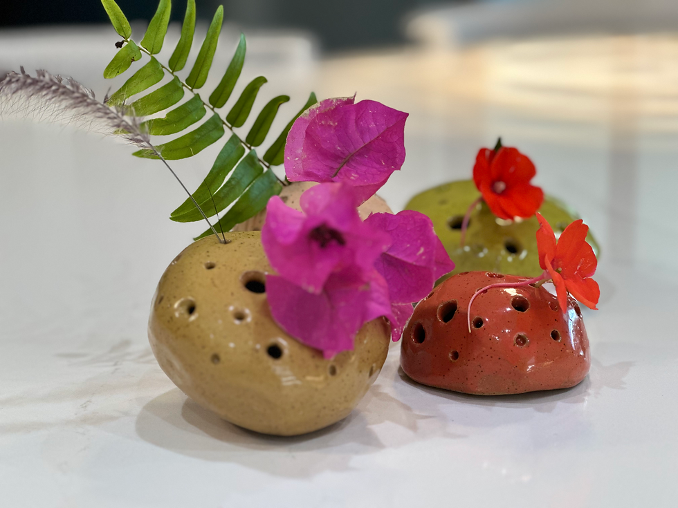 Thumbnail: Flower Frogs