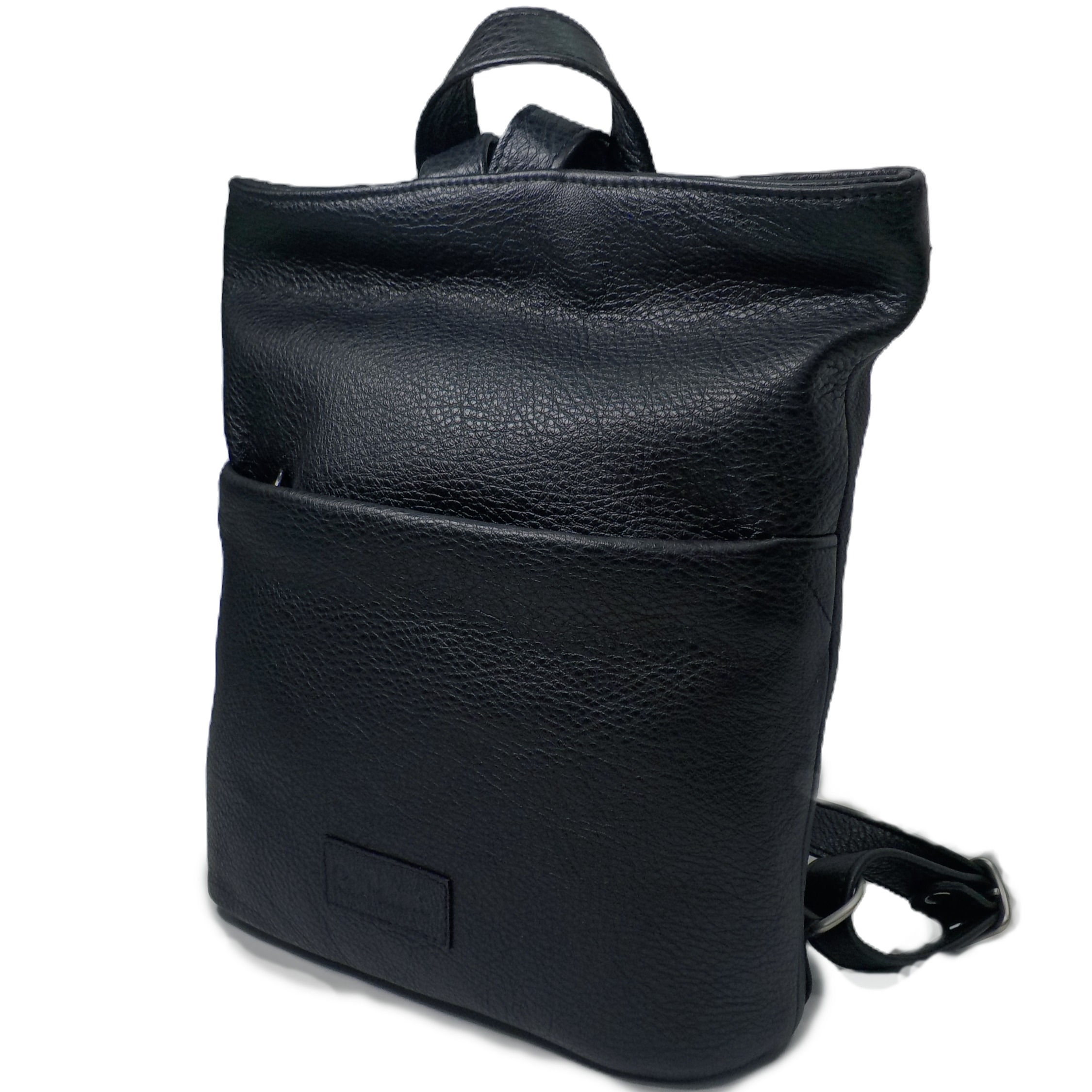 Mochila de cuero negra New Orlay de RedMasai, diseño artesanal y elegante.