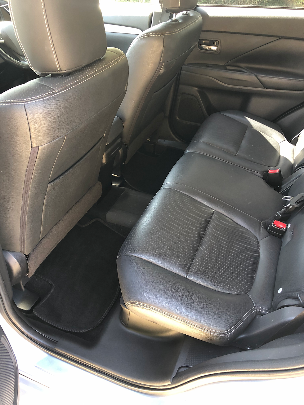 Thumbnail: 2014 Mitsubishi Outlander 2.0h GX3h CVT 4WD
