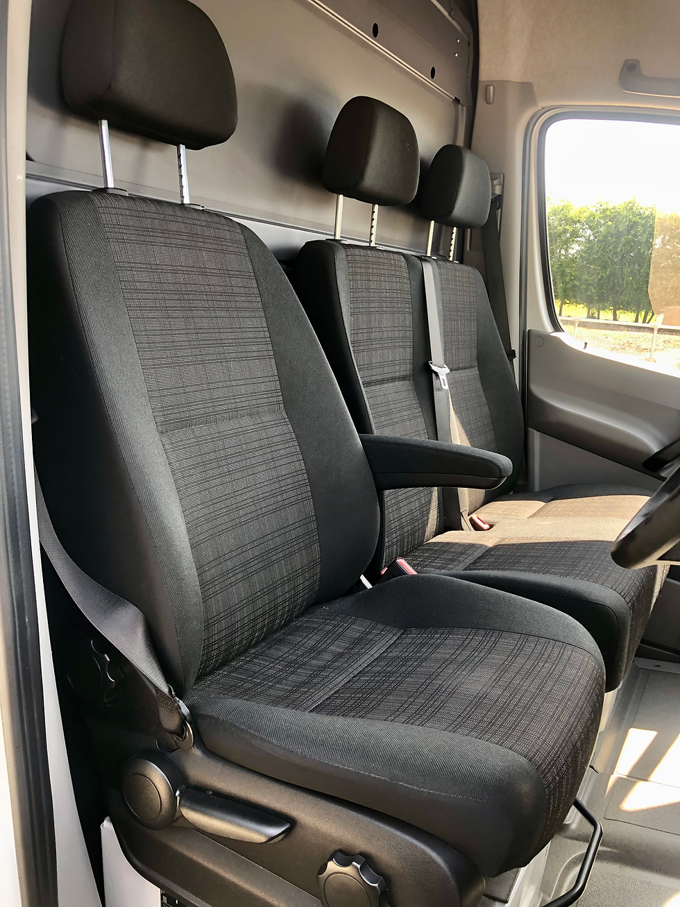 Thumbnail: 2018 Mercedes-Benz Sprinter 2.1L RWD L2