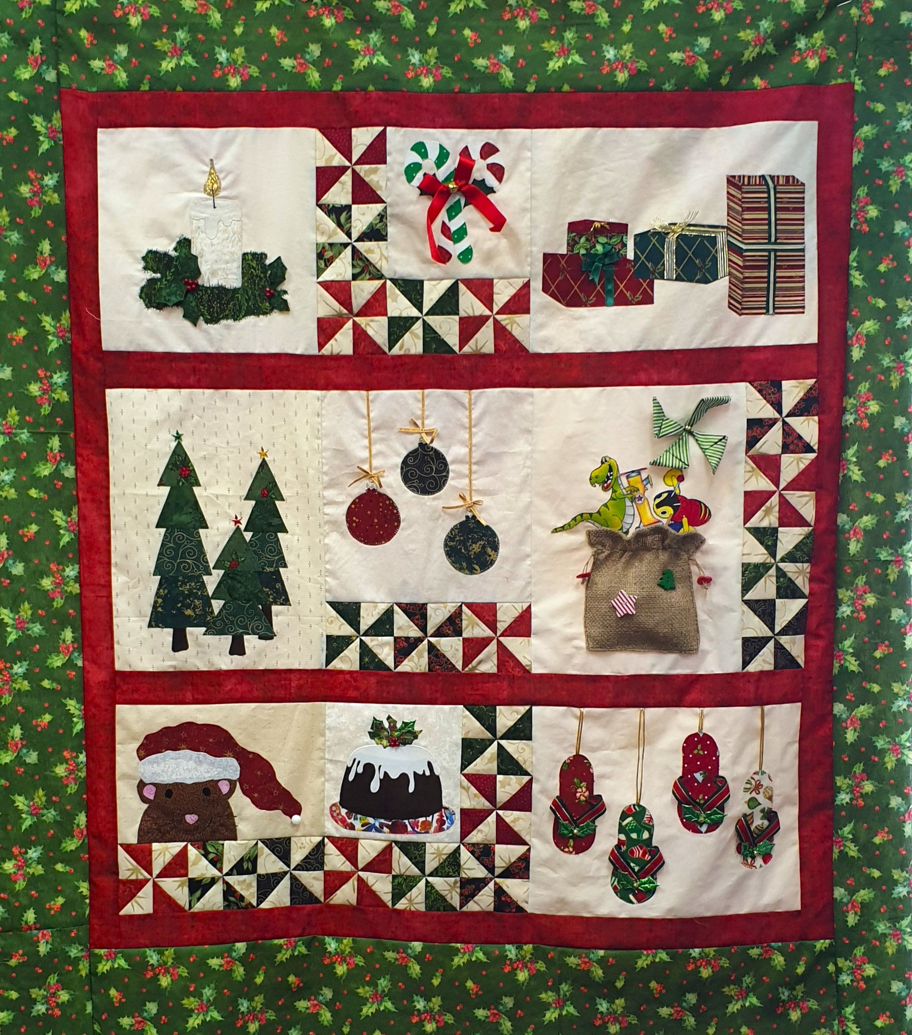 Yuletide Wallhanging